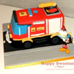 Tarta camión de bomberos con Mickey Mouse, tarta fondant, tarta camion bomberos, tarta mickey mouse, tarta infantil