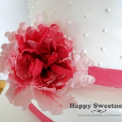 Flor peonia, Tarta fondant, tarta boda, tarta elegante, tarta sofisticada, tarta flores, tarta puntitos